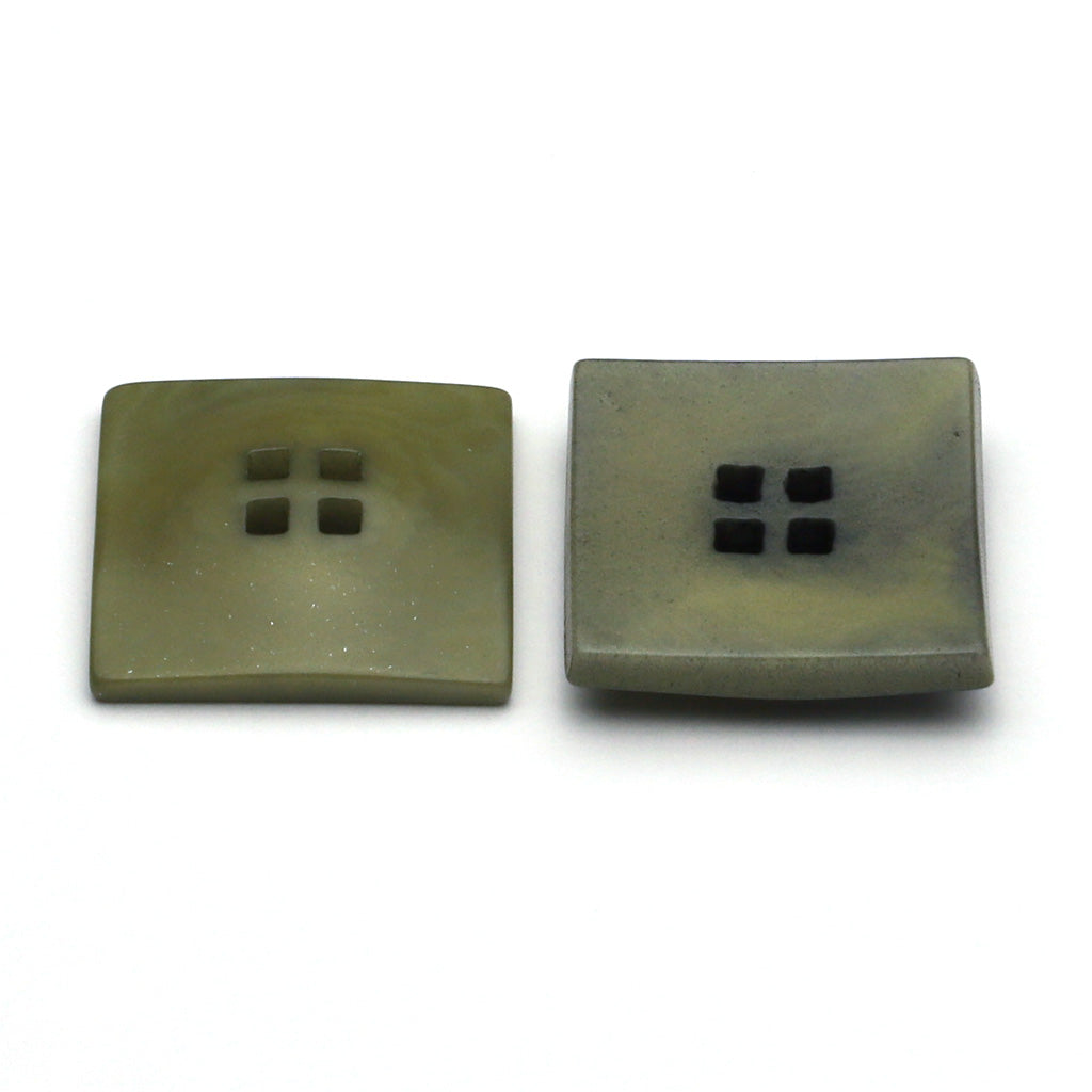 Corozo Button Moss Green