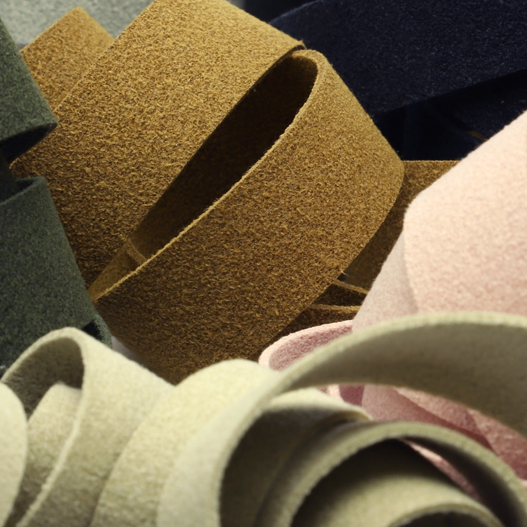 Ultrasuede Micro Tape #10 Coconut