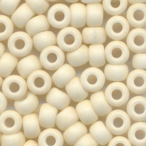 MIYUKI Round Rocaille Seed Beads #2021 Ivory Luster (Opaque Frost)