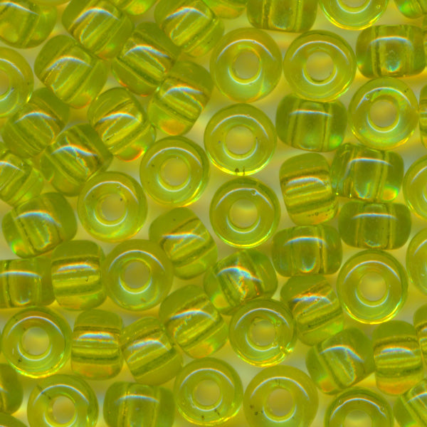 MIYUKI Round Rocaille Seed Beads #143 Peridot (Transparent)